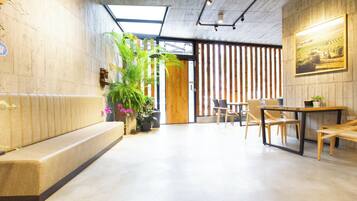 Sittområde i lobbyn