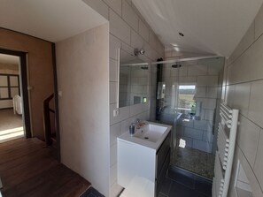 Hair dryer - Quiet cottage with garden and WIFI in La Roche-Posay (La Roche-Posay)