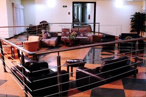 Zona de estar del vestíbulo