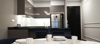 MU Vista | 360 Skypool Superior Suite