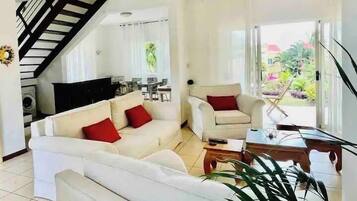 Smart TV, DVD player, table tennis, books