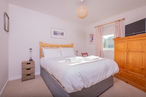 Appartement, 3 chambres | 3 chambres, décor unique, ameublement unique, fer et planche à repasser