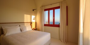 Comfort Suite with Private Pool and Hot Tub | Minibar, in-room safe, desk, laptop workspace - Potnia Theron Suites (Santorini)