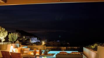 Deluxe Suite with Private Pool and Hot Tub | Private pool