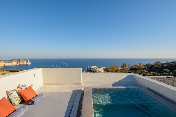 Elite Suite, Jetted Tub | Terrace/patio