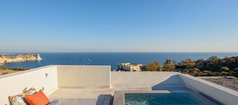 Potnia Theron Suites