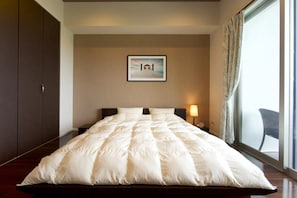 Condo | Free WiFi - Longvacation Okinawa 103 (Onna)