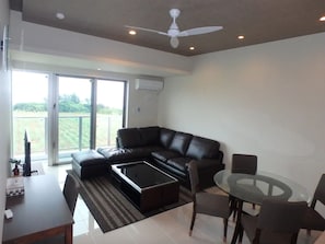 Condo | Free WiFi - Longvacation Okinawa 201 (Onna)