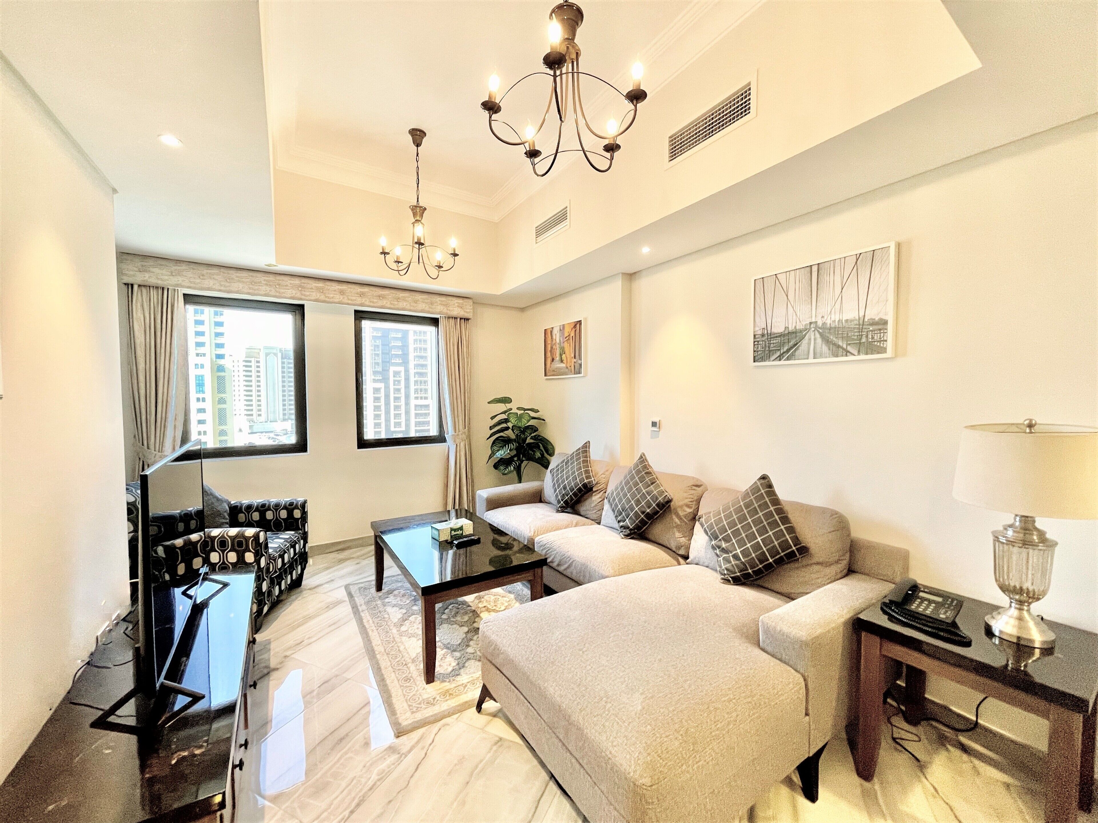 32-Zoll-LED-Fernseher mit Satellitenempfang, Fernseher