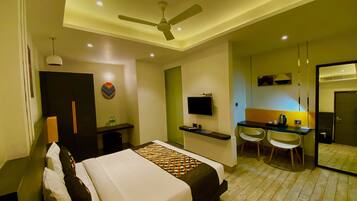 Elite Double or Twin Room, Hot Tub, City View