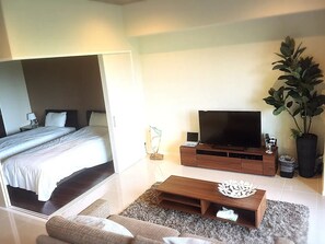 Condo | Free WiFi - Longvacation Okinawa 209 (Onna)