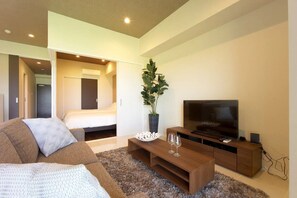 Condo | Free WiFi - Longvacation Okinawa 209 (Onna)