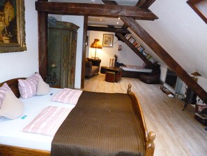 1 Schlafzimmer, Zimmersafe, schallisolierte Zimmer