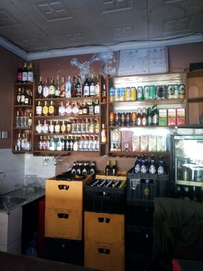 Bar (en el alojamiento)