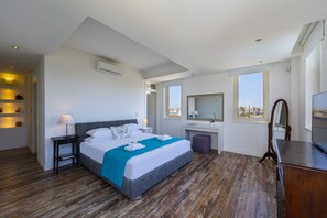 4 bedrooms, in-room safe, iron/ironing board, free WiFi - Larnaca Villa Marisol (Larnaca)