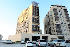 Exterior - Marbella Luxury 2 Bedrooms (Dubai)