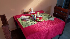 Déjeuner continental gratuit tous les jours