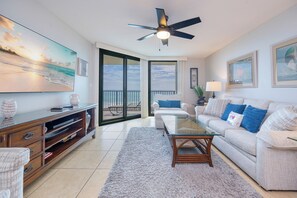 TV - Time to Plan Your Trip to the BEACH!! P7 7709 (Orange Beach)