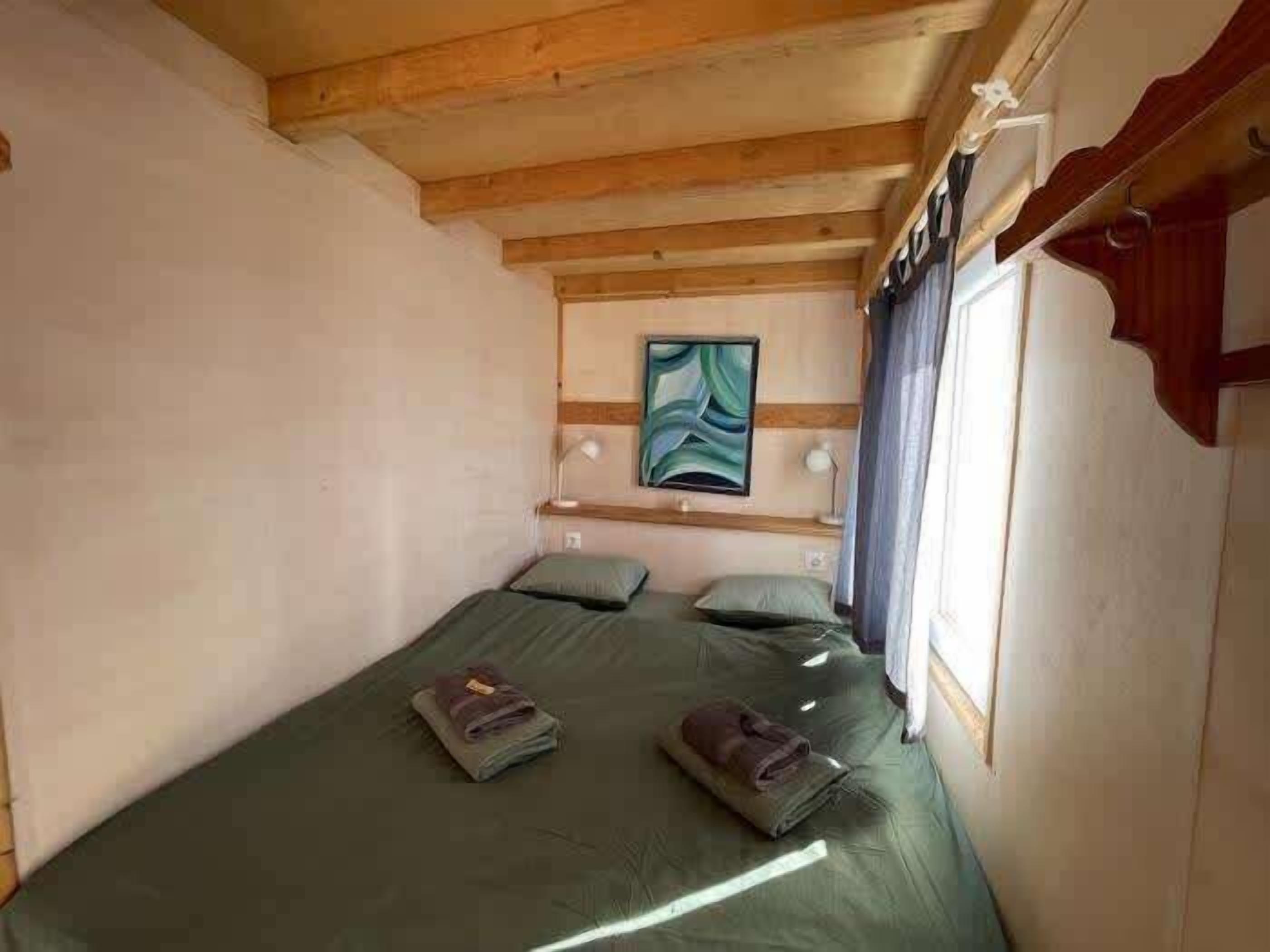 1 間睡房、Wi-Fi、床單