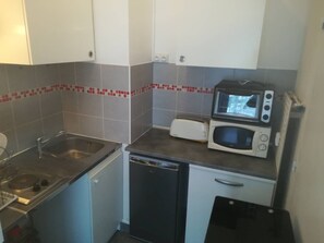 Fridge, microwave, toaster, mixer