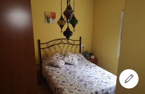 3 dormitorios, tabla de planchar con plancha, wifi gratis y ropa de cama
