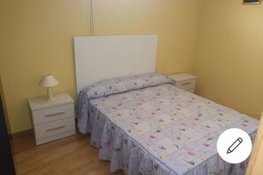 3 habitaciones, tabla de planchar con plancha y wifi gratis 