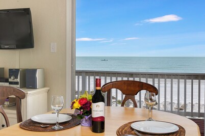 Gulf front one bedroom apartment villas.