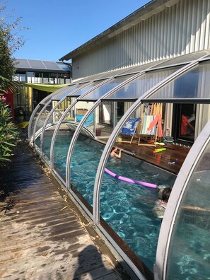 Indoor pool, outdoor pool - Charming wooden house in a very quiet hamlet (L'Houmeau)