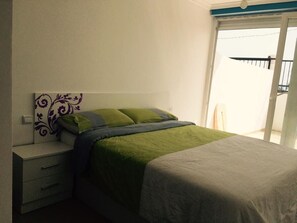 2 bedrooms, iron/ironing board, travel crib, free WiFi