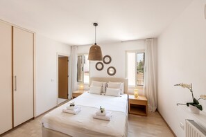 5 chambres, coffres-forts dans les chambres, fer et planche Ă repasser