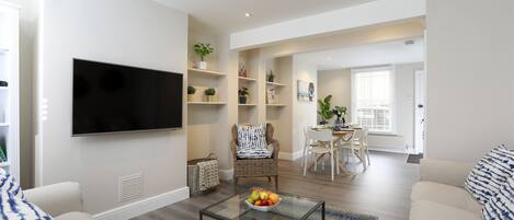 Living area | Smart TV