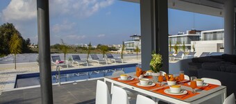 Protaras Olivine Pearl Villa 16 Near Centre