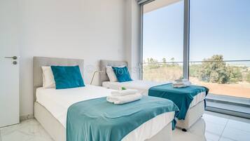 5 soverom, strykejern/-brett, wi-fi (inkludert) og sengetøy