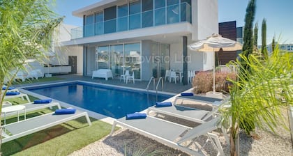 Protaras Olivine Pearl Villa 16 Près du centre
