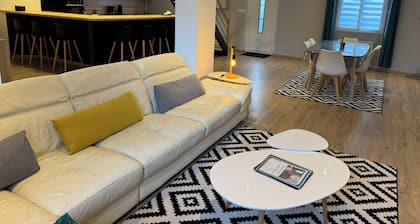 Maison de standing de 150 m2 Ă 5 mn de la plage