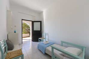 3 bedrooms, in-room safe, iron/ironing board, free WiFi