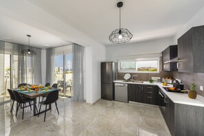 Fridge, microwave, oven, dishwasher