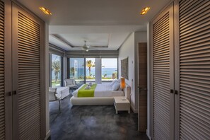 4 chambres, coffre-fort, fer et planche à repasser