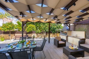 Outdoor dining - Protaras Villa Angela Nefeli (Protaras)