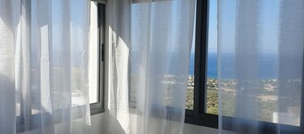 Villa Imogine with Sea View