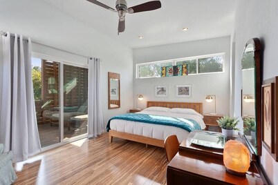 The Local - 2 Blocks to Downtown Fay