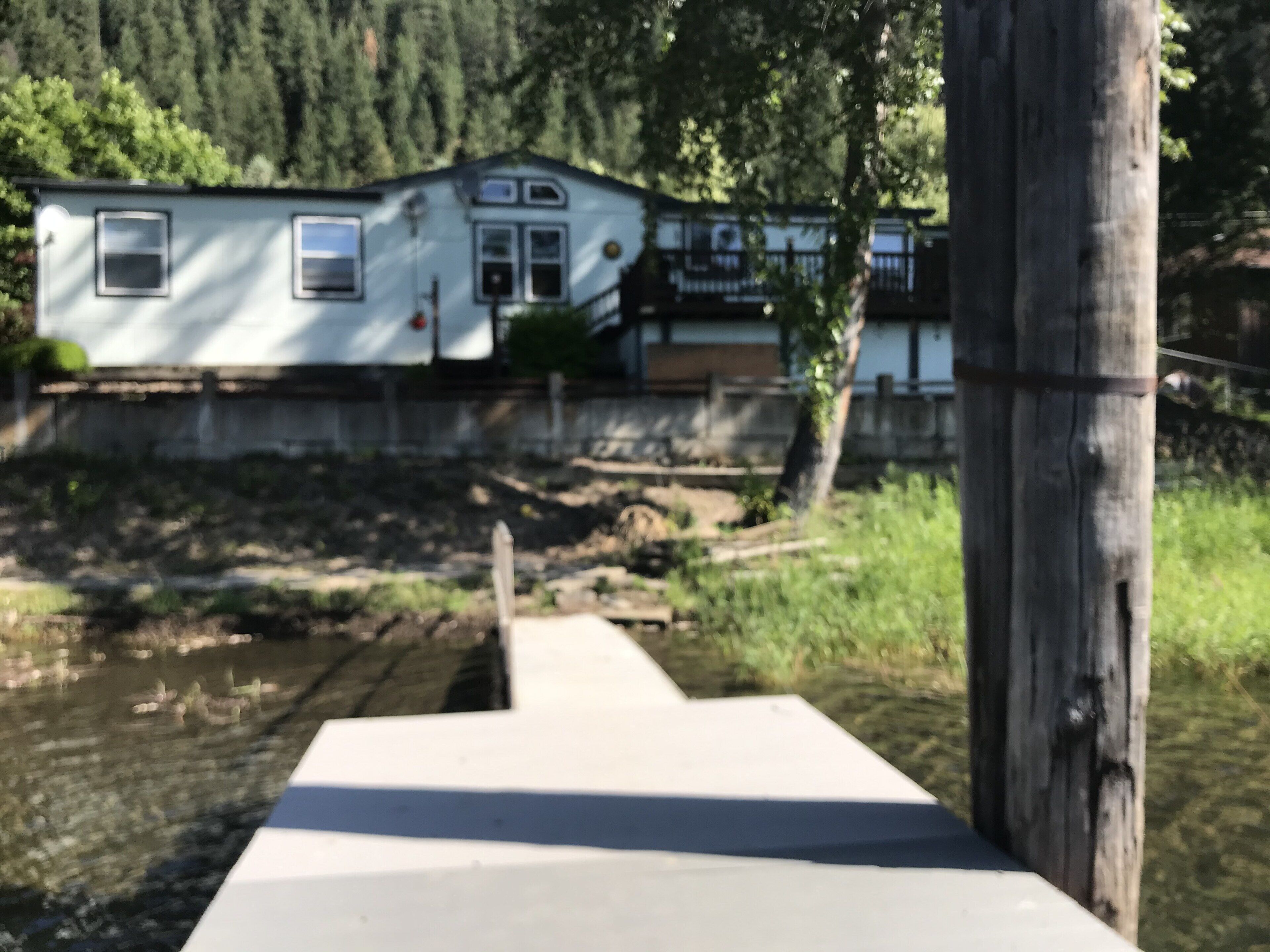 Beautiful St Joe River Home, Road/Boat accessible, Dock/Deck to enjoy your stay