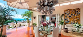 UPSCALE VILLA JACUZZI POOL & STAFF A FEW METERS FROM ELIZABETH TAYLOR EX HOUSE