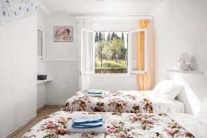 3 chambres, coffre-fort, Wi-Fi, literie fournie