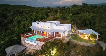 Amelia’s your private, fully staffed Jamaican Retreat, walk to sea & best views