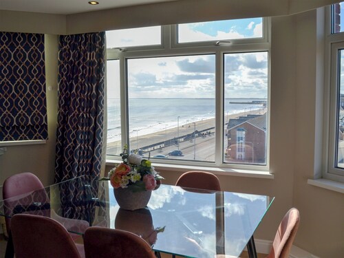 2 bedroom accommodation in Bridlington