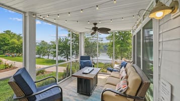 Casa, 1 cama King size (Bow Wow on the River) | Interior