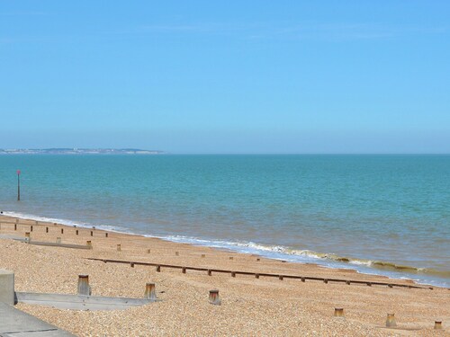4 bedroom accommodation in Tilmanstone, near Deal