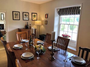 Dining - 4 bedroom accommodation in Tilmanstone, near Deal (Tilmanstone, near Deal)
