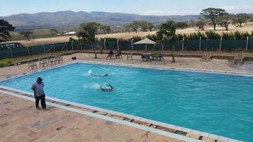 Alberca al aire libre